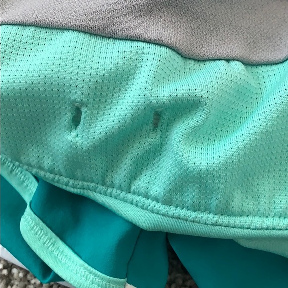 The North Face Teal Green Running Shorts Flash Dry - Picture 5 of 7